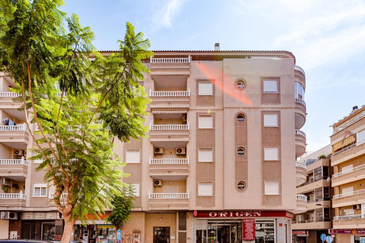 Caballero Apartment Torrevieja Eksteriør billede